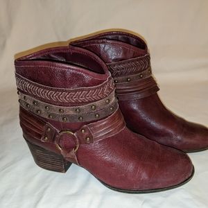 Jessica Simpson sz 8M ladies ankle boots
